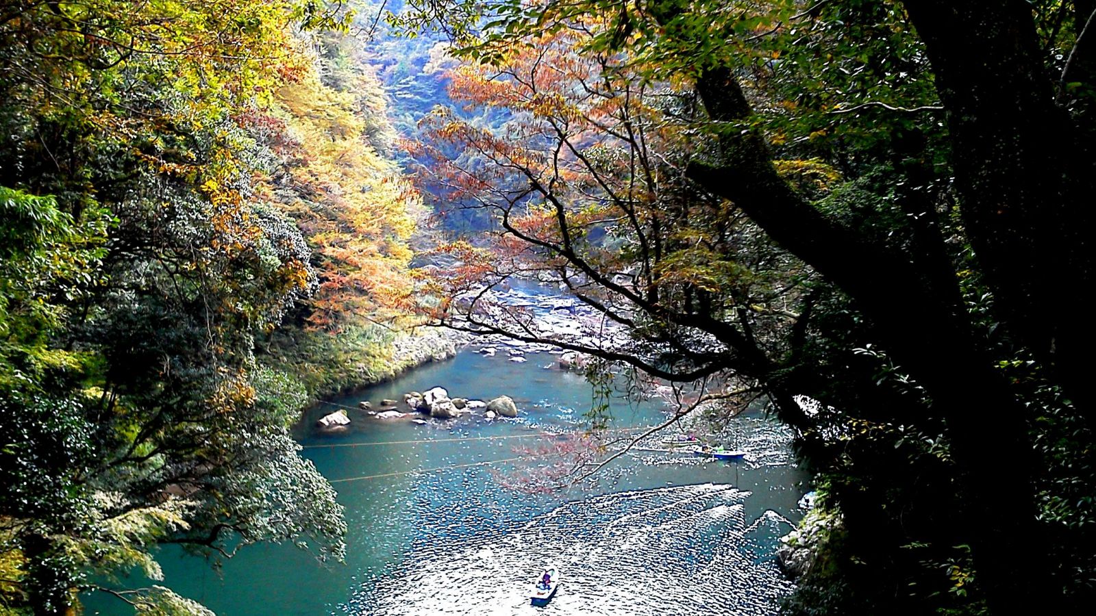 䋬