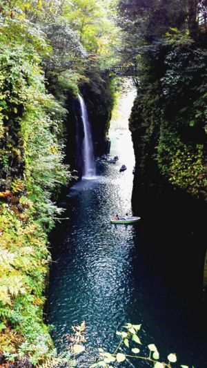 䋬